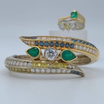 CUSTOM DESIGNS